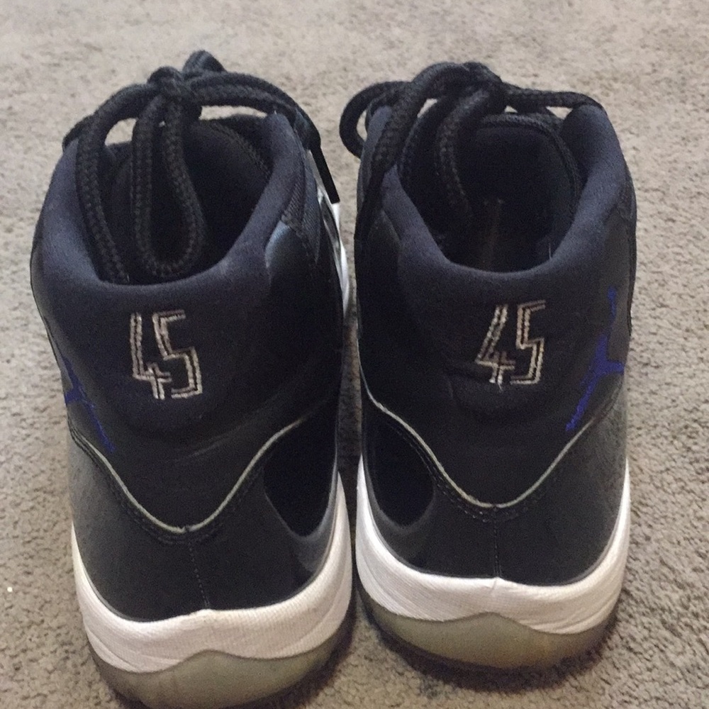 Space Jam 11s - Picture 3 of 3